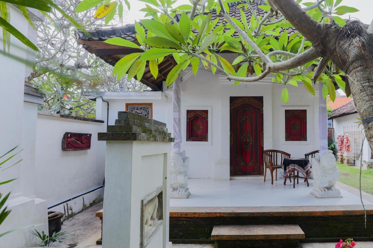 Rumah Paros & Gallery Sukawati  Exterior photo