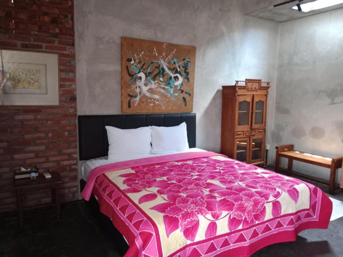 Rumah Paros & Gallery Sukawati  Exterior photo